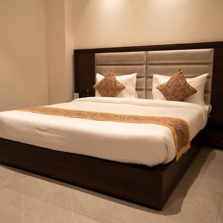 Hotel Smily Ludhiana Exterior foto